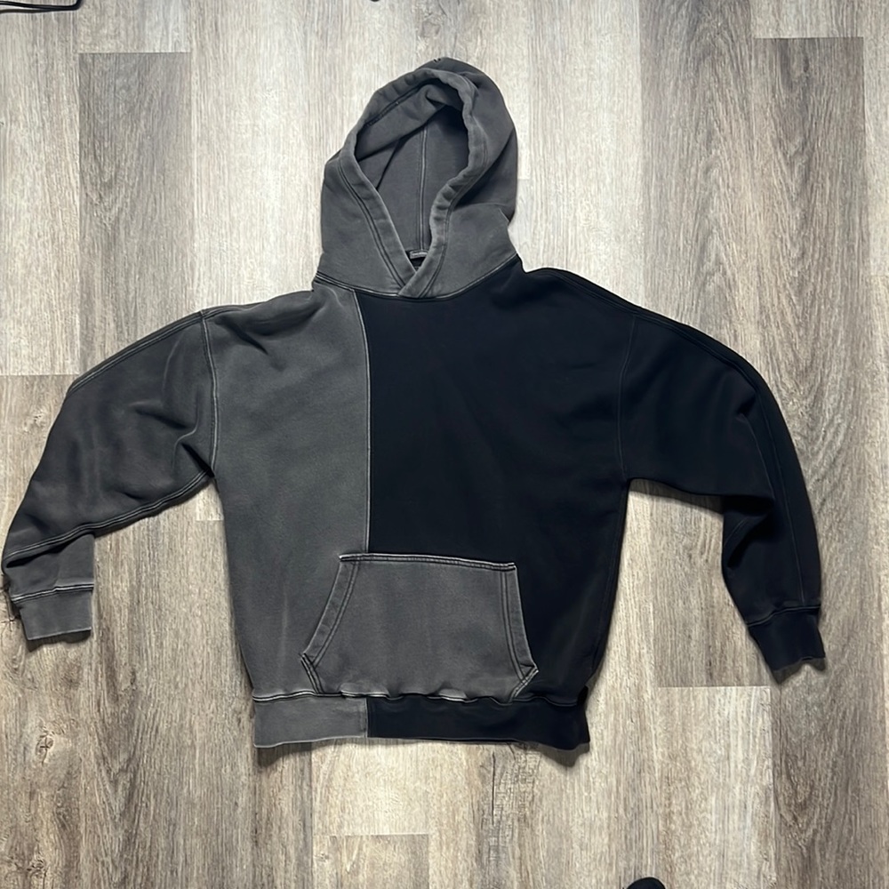 Abercrombie and Fitch oversized hoodie black and gray. Size Small